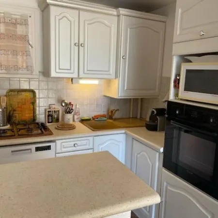 T3 Renove, 6 Pers, Proche Plage, Jardin, Parking, Cap D'agde - Fr-1-607-55 Apartment Agde